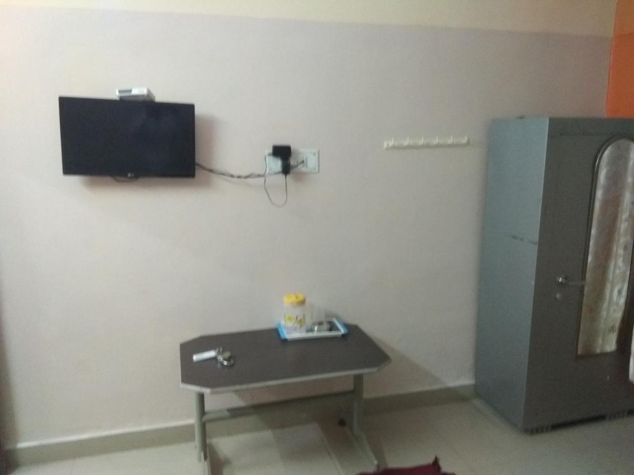 Apoorva Residency Hotel Bengaluru Zewnętrze zdjęcie