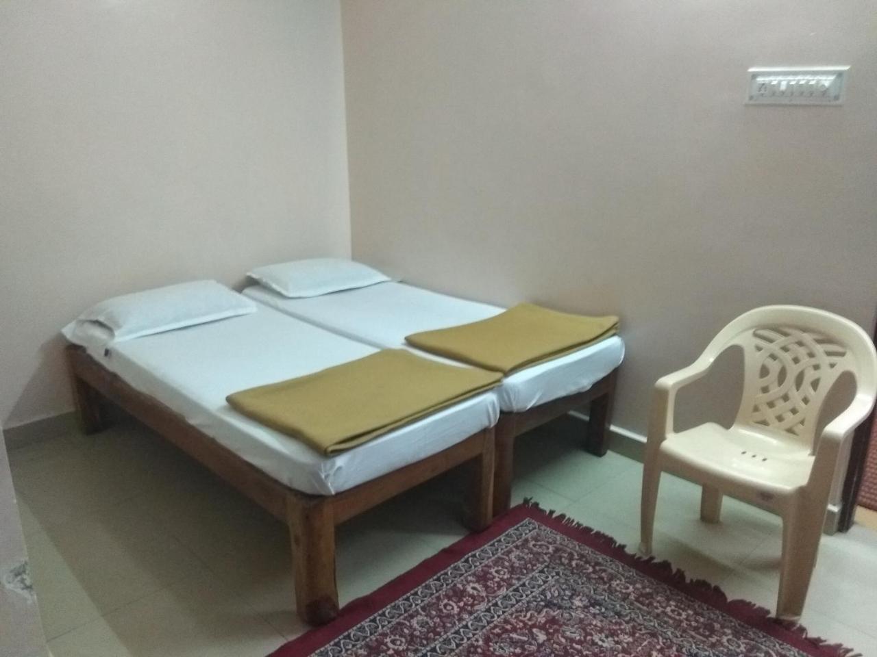 Apoorva Residency Hotel Bengaluru Zewnętrze zdjęcie