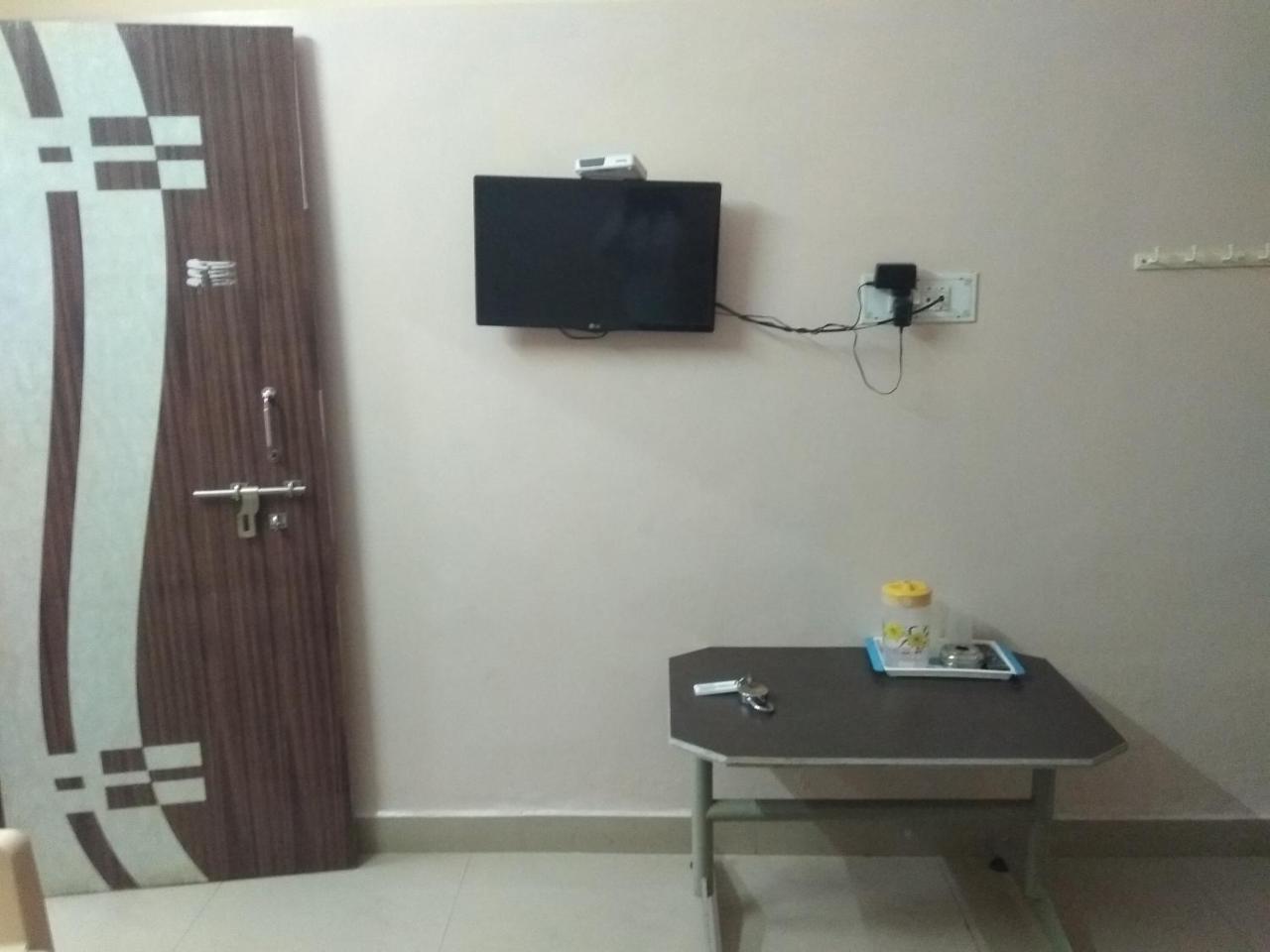 Apoorva Residency Hotel Bengaluru Zewnętrze zdjęcie