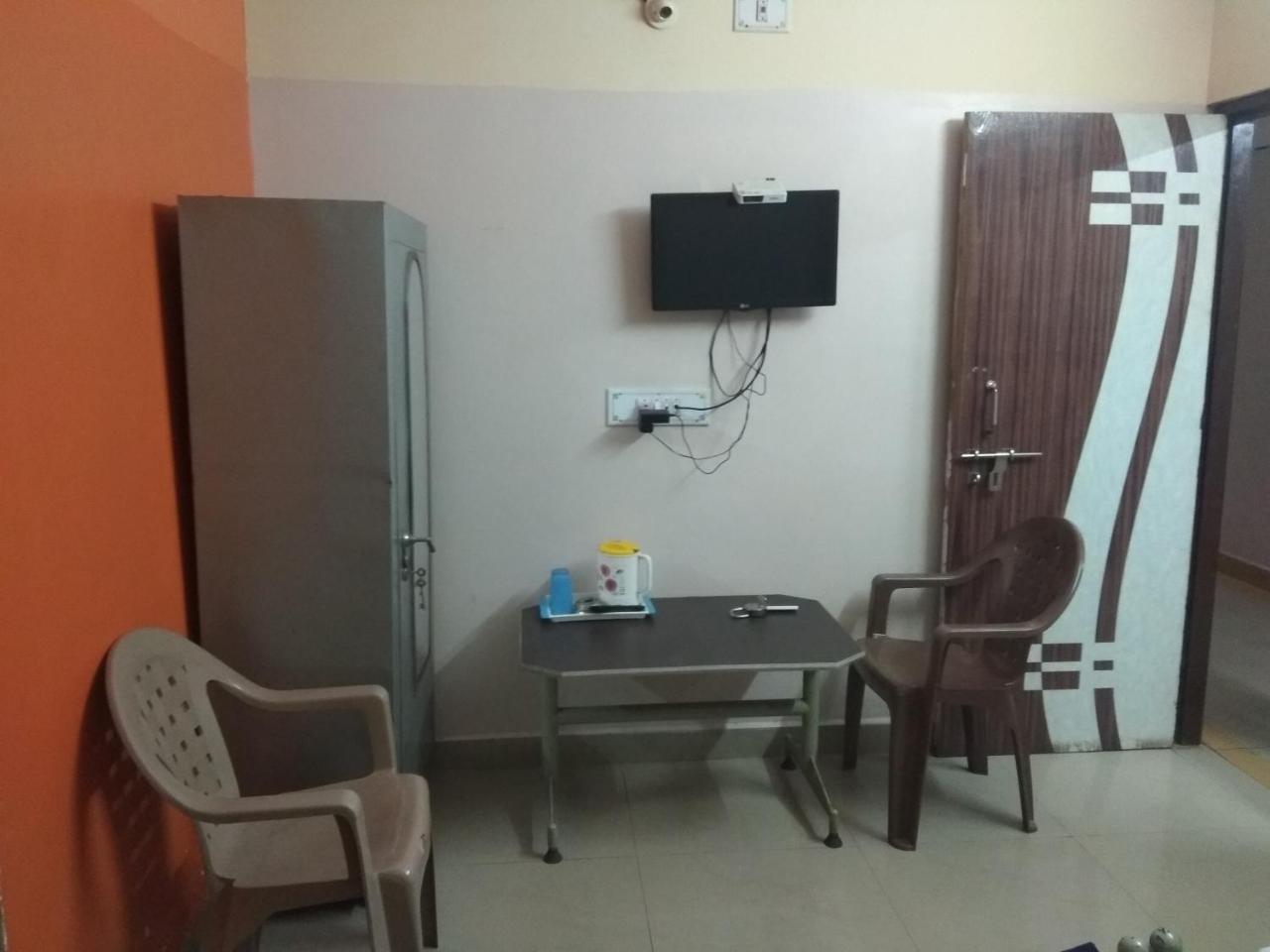 Apoorva Residency Hotel Bengaluru Zewnętrze zdjęcie