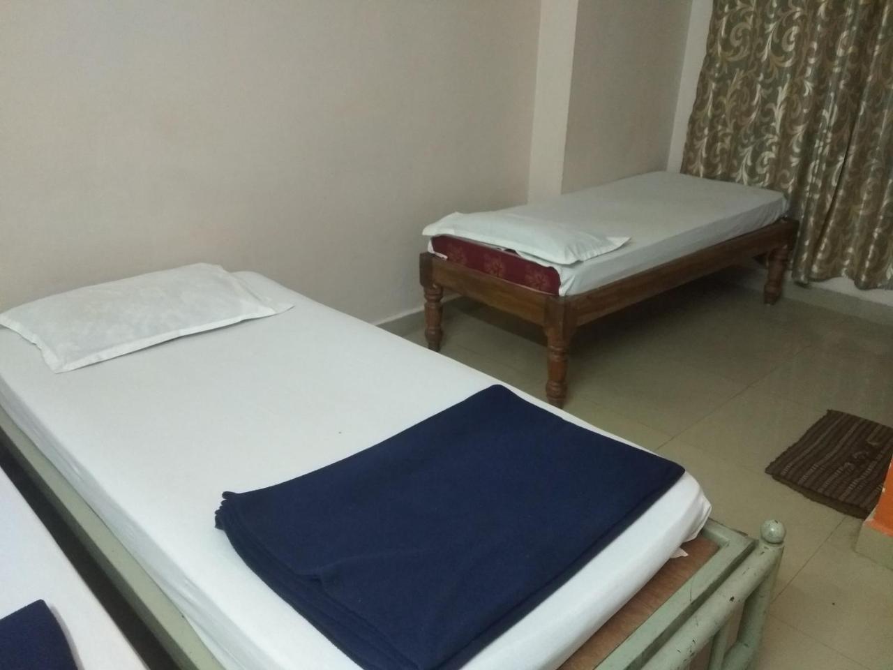 Apoorva Residency Hotel Bengaluru Zewnętrze zdjęcie