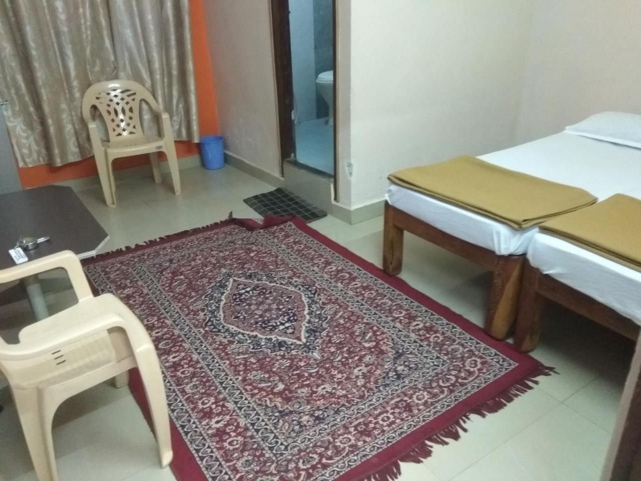 Apoorva Residency Hotel Bengaluru Zewnętrze zdjęcie